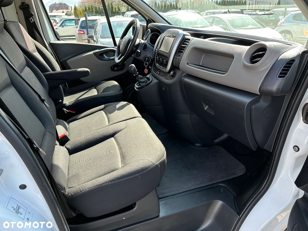 Renault Trafic - 19