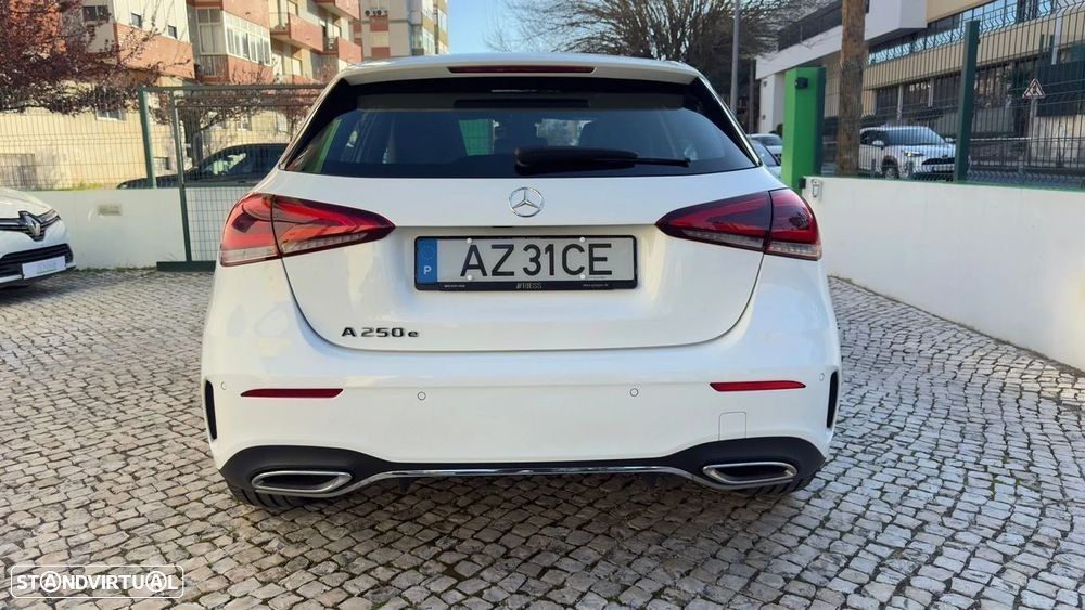 Mercedes-Benz A 250 - 4