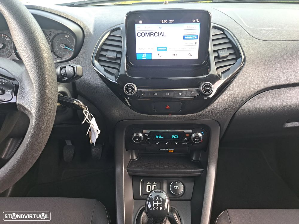 Ford KA+ - 23