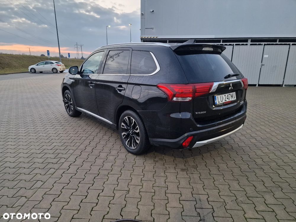 Mitsubishi Outlander 2.0 Intense + NAVI 2WD EU5 CVT - 8