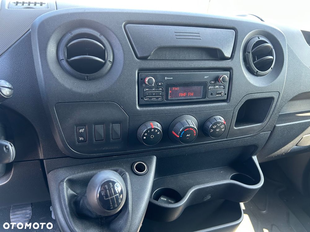 Renault Master - 10