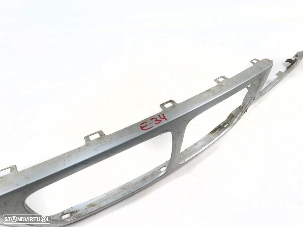 Resguardo / Guarnição Suporte da Grelha Frontal Usado / Original BMW 5 Touring (... - 7