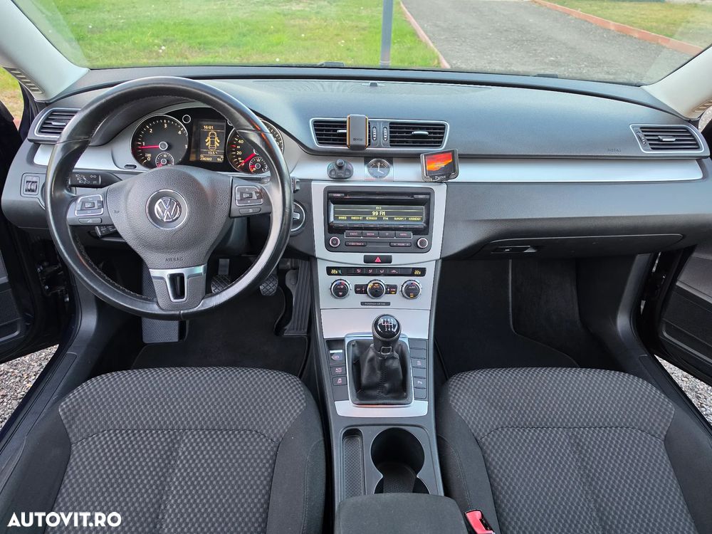 Volkswagen Passat - 7