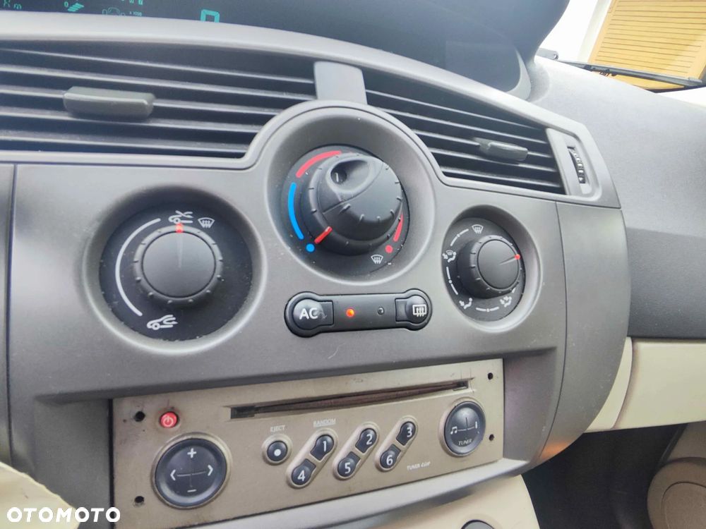 Renault Scenic 1.6 16V Authentique - 5