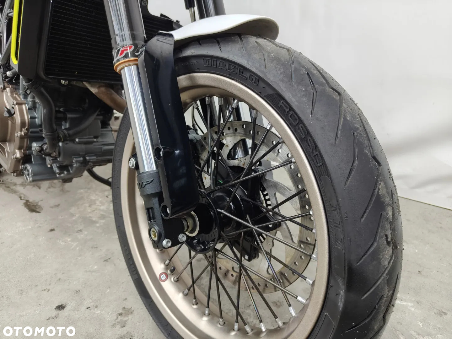 Husqvarna Vitpilen - 4