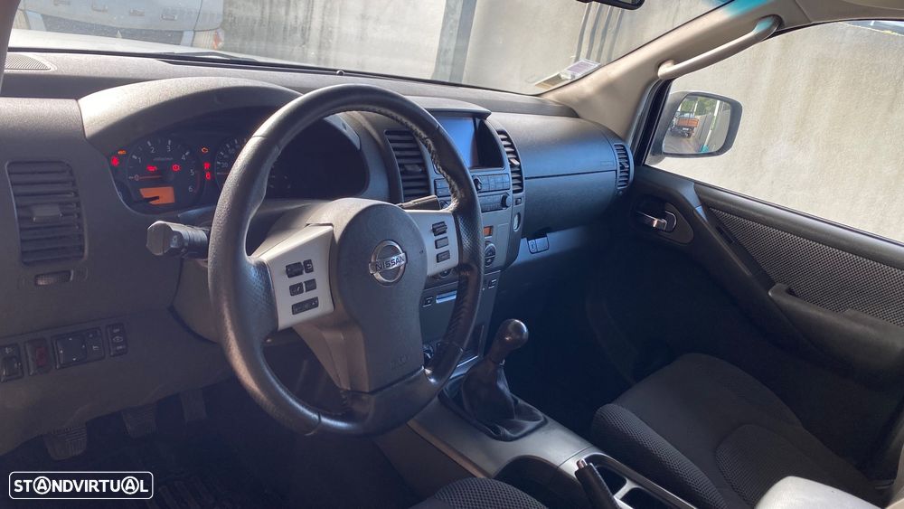 Nissan Navara 2.5 dCi CD SE Comf.+BDT - 19