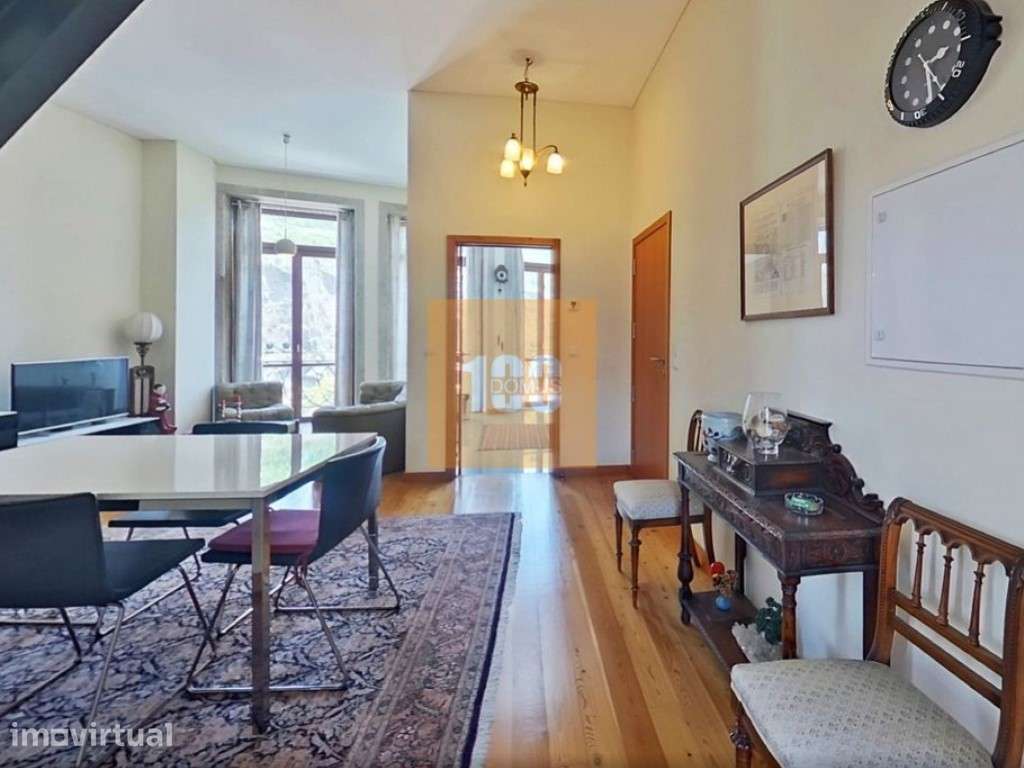 T2 duplex no Centro Histórico do Porto com garagem - Grande imagem: 5/33