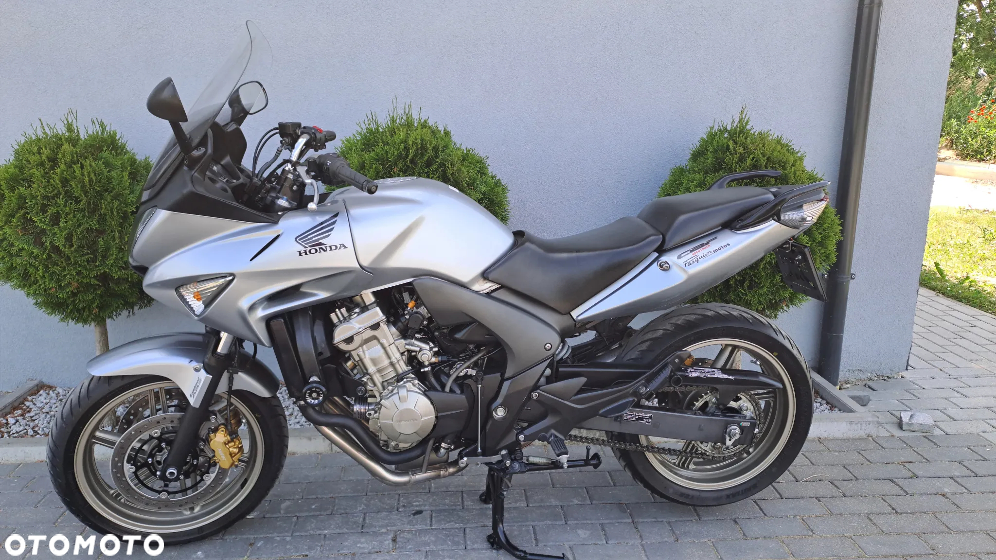 Honda CBF - 4