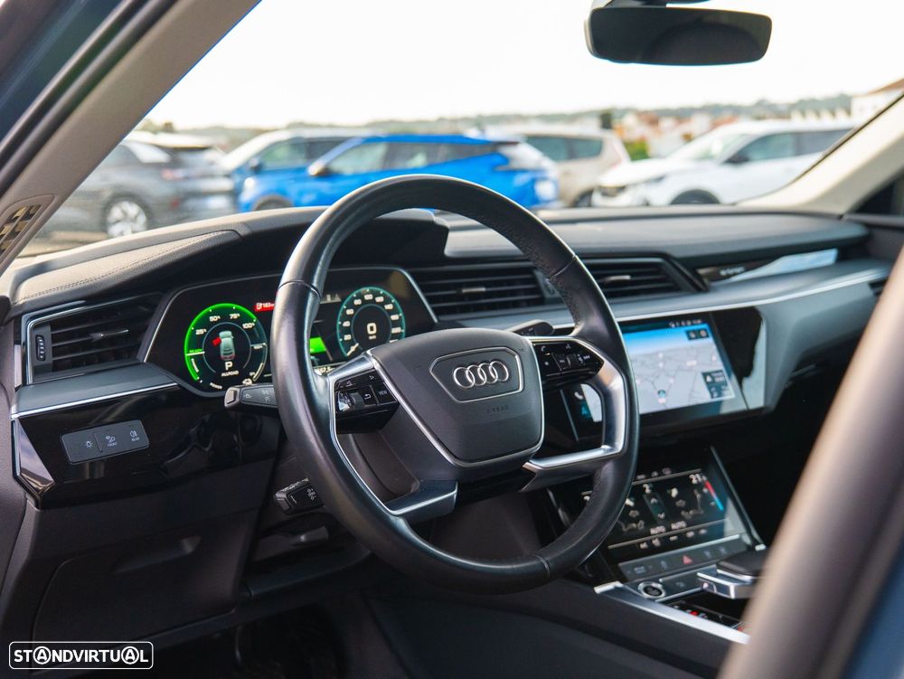 Audi Q8 e-Tron Sportback 55 quattro Advanced - 11