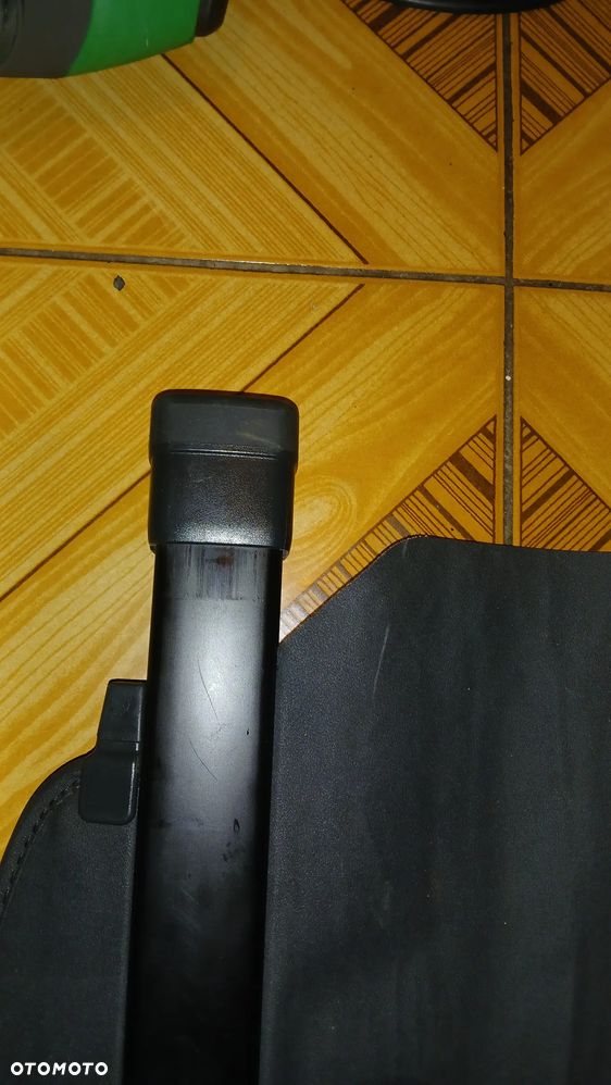 Sprzedam ROLETA bagażnika oryginał z TOYOTA RAV4 Japonia, stan bardzo dobry uniwersalna - 4