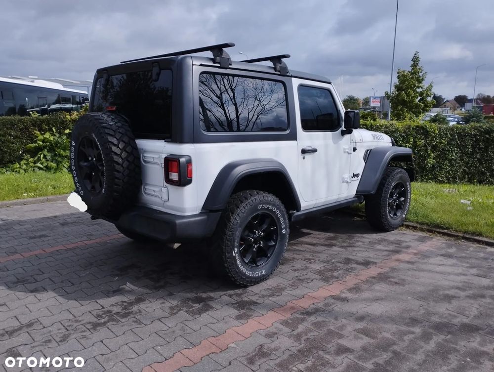 Jeep Wrangler - 4