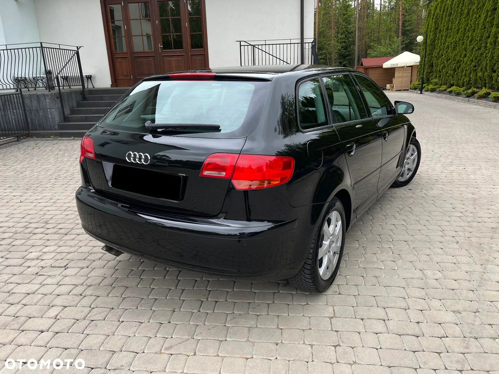 Audi A3 Sportback - 4