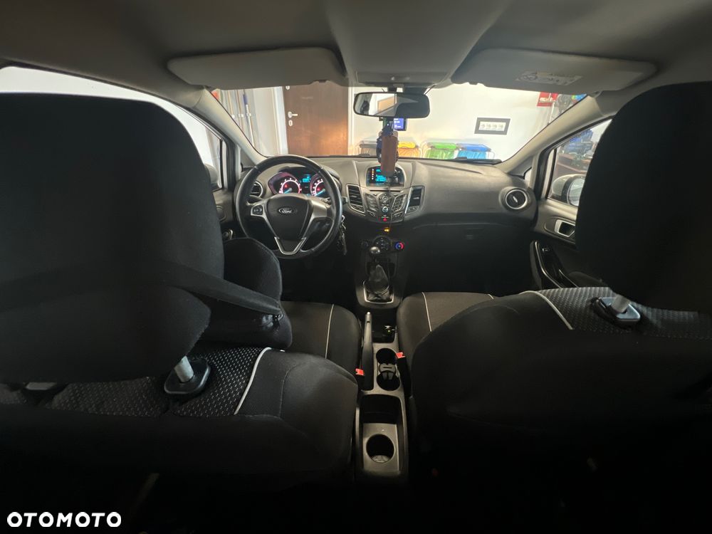 Ford Fiesta 1.25 Titanium - 21