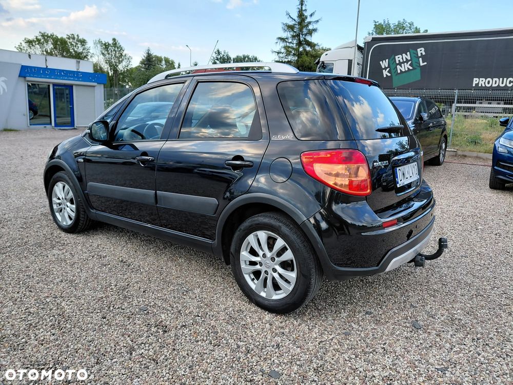 Suzuki SX4 2.0 DDiS 4x2 Comfort - 3