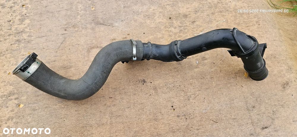 Rura wąż przewód powietrza intercoolera Renault Trafic Opel Vivaro B 1,6 DCI Biturbo 144601915R - 1