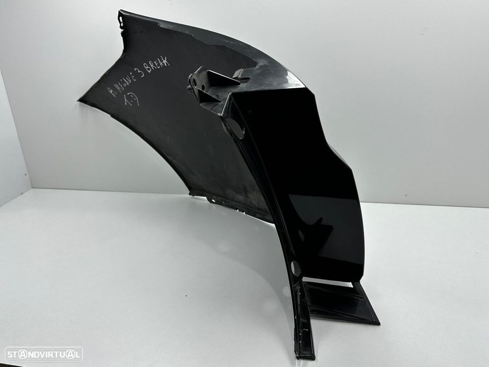 Canto Parachoques Trás Direito - Renault Megane III (Break) - 3