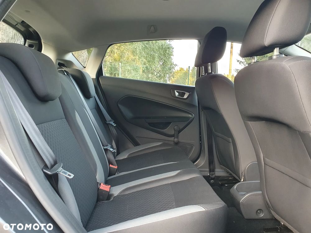 Ford Fiesta 1.0 Celebration - 6