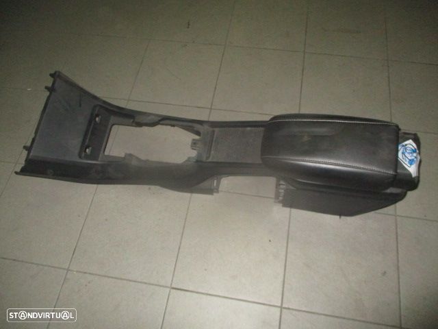 Apoio De Braço 31306634 VOLVO V40 2012 - 3
