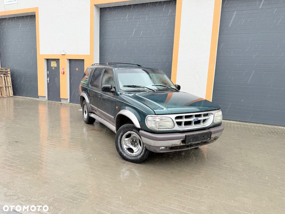 Ford Explorer Highclass - 2