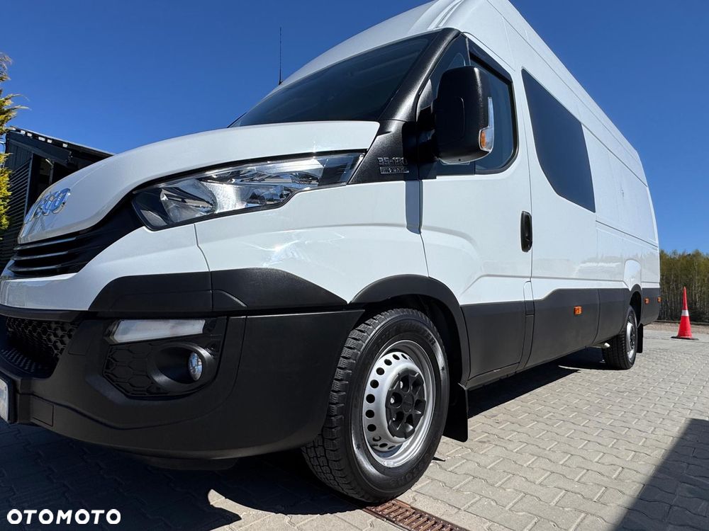 Iveco Daily 35S18 ‼️Hi-Matic Brygadowy 7 osobowy‼️Brygadówka‼️Doka‼️Tylko 57 tyś km Salon PL jak nowy - 21