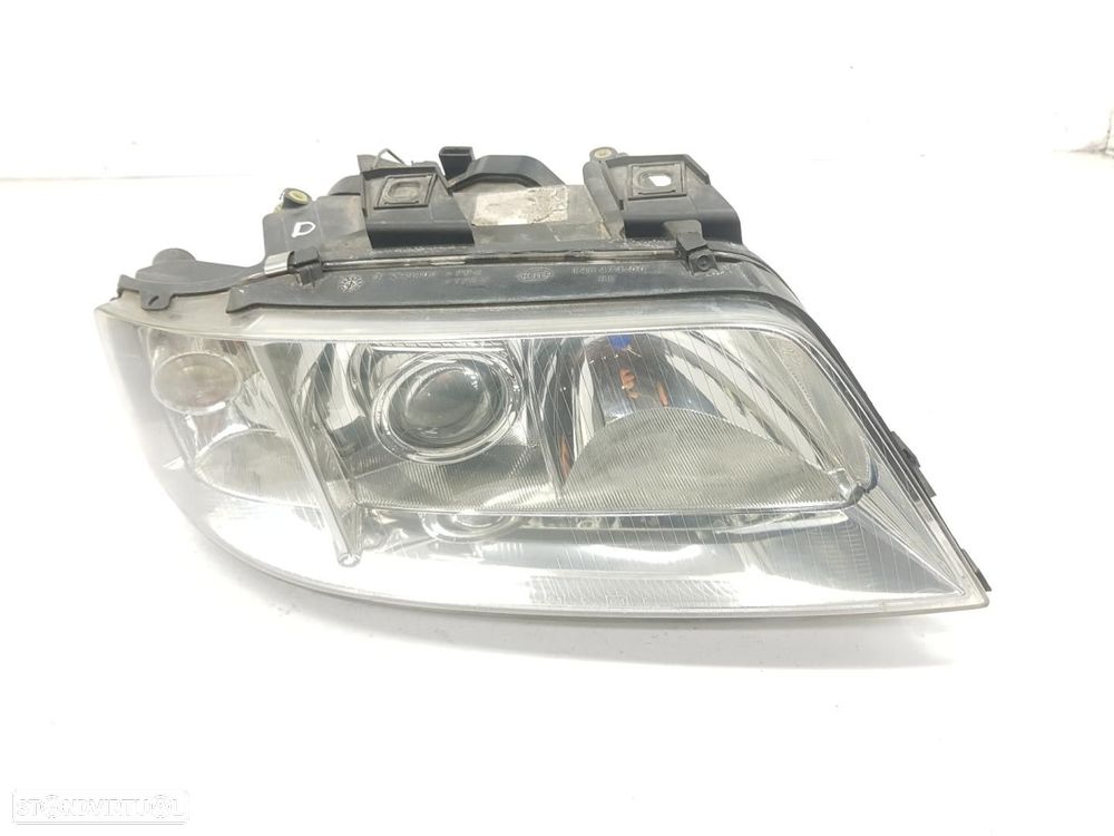 FAROL DIREITO AUDI A6 BERLINA 4B2 - 1