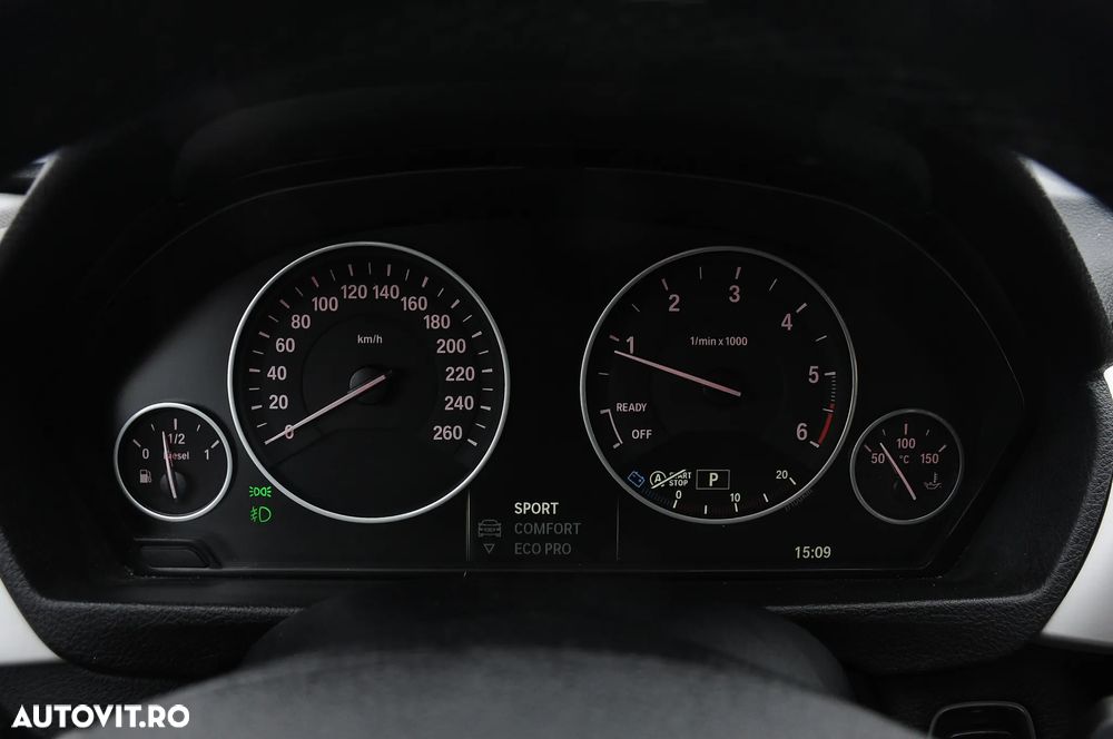 BMW Seria 3 320d Aut. Luxury Line - 11