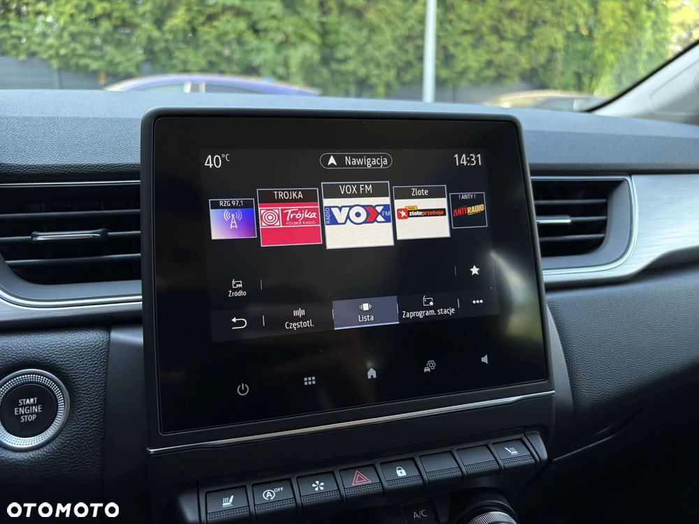 Renault Captur TCe 100 BUSINESS EDITION - 26