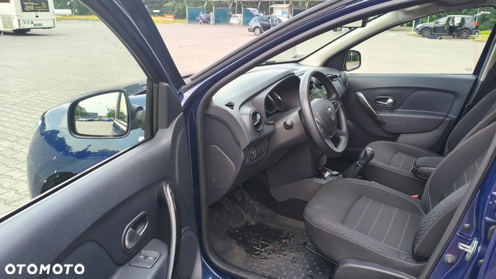 Dacia Sandero 1.0 SCe Laureate - 10