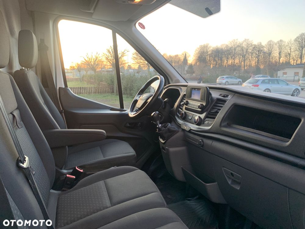 Ford Transit - 18