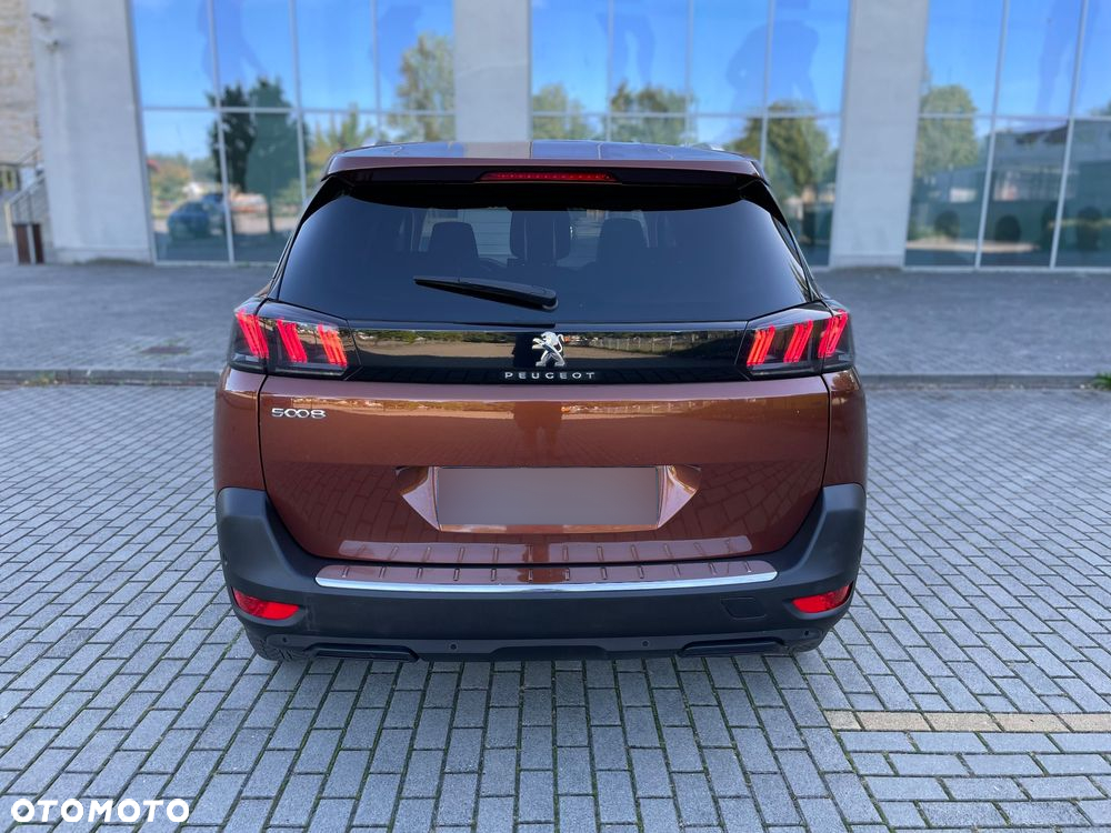 Peugeot 5008 - 13