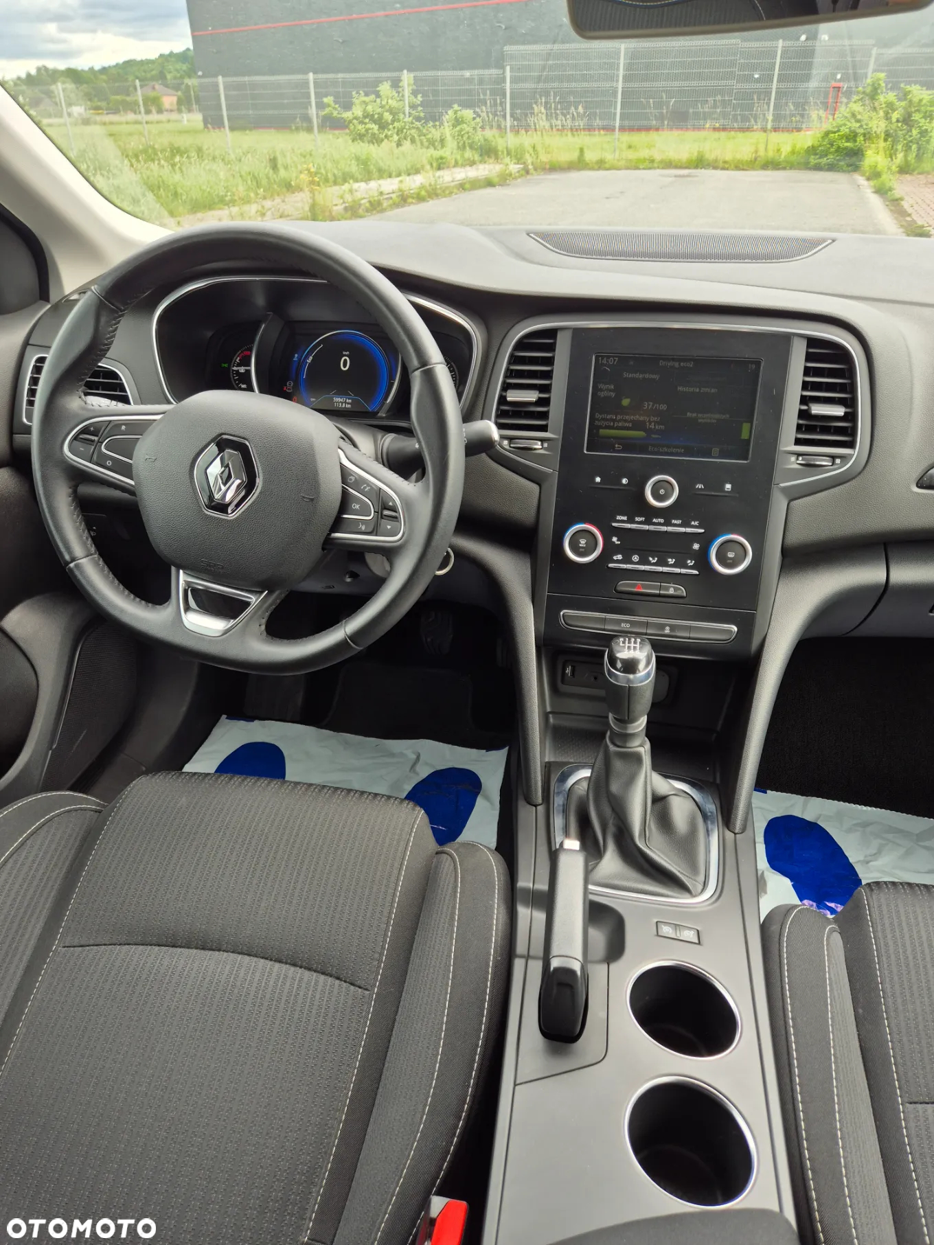 Renault Megane 1.2 Energy TCe Zen - 9
