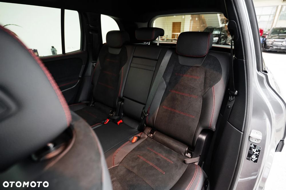 Mercedes-Benz GLB 250 mHEV 4-Matic AMG Line 8G-DCT - 13