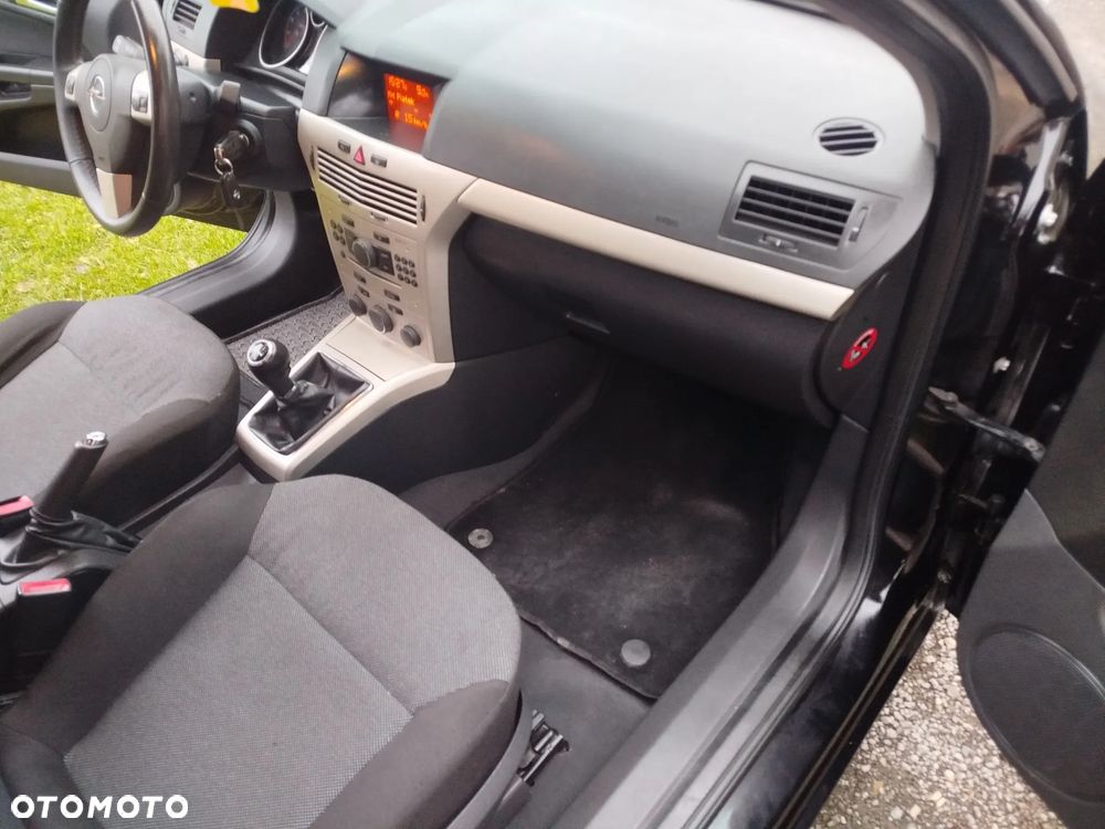 Opel Astra - 30