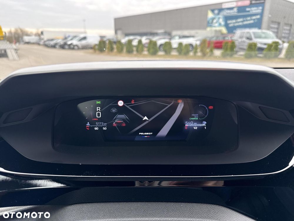 Peugeot 408 - 22