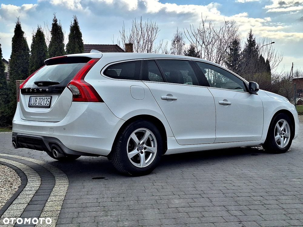 Volvo V60 D3 Geartronic RDesign - 6