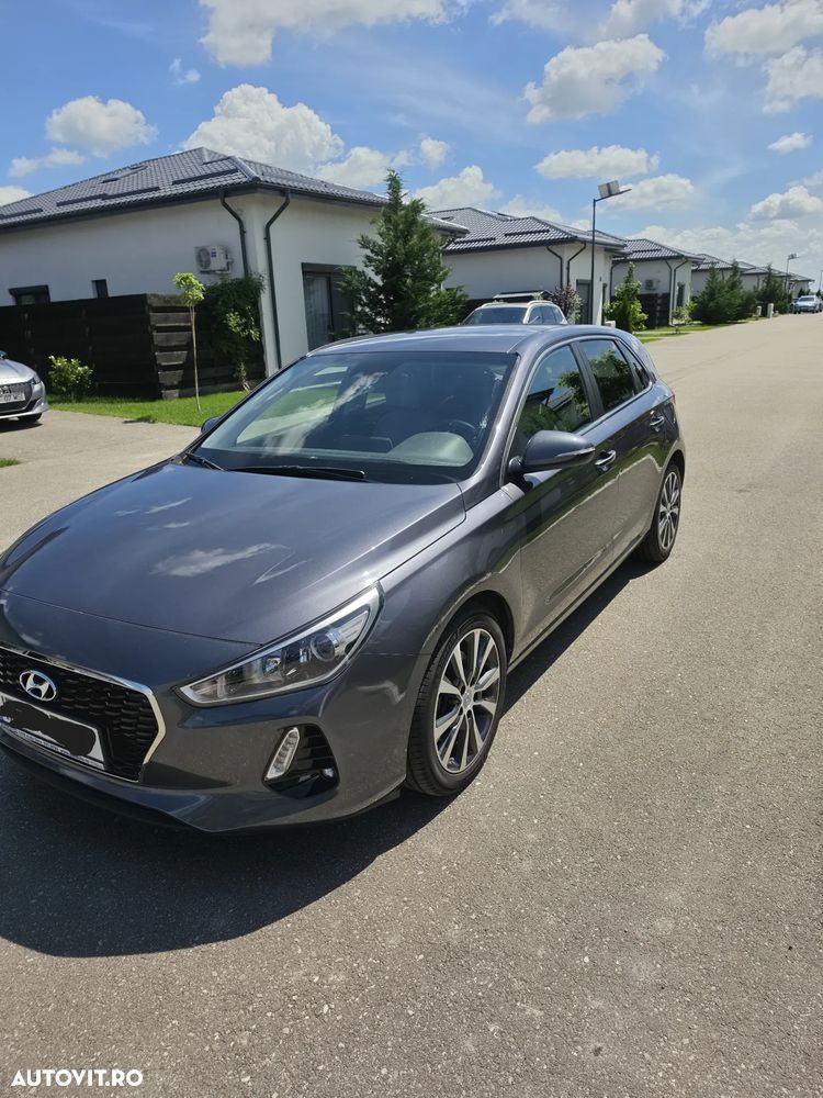 HYUNDAI i30 2018 — imagine 3