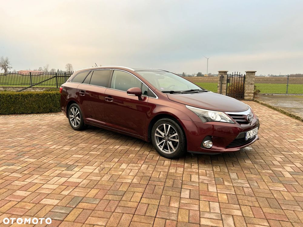 Toyota Avensis 1.8 Sol NAVI - 10