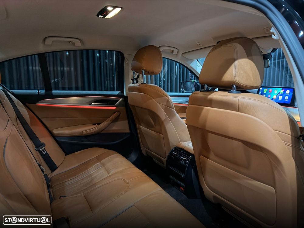 BMW 520 e Line Luxury - 37