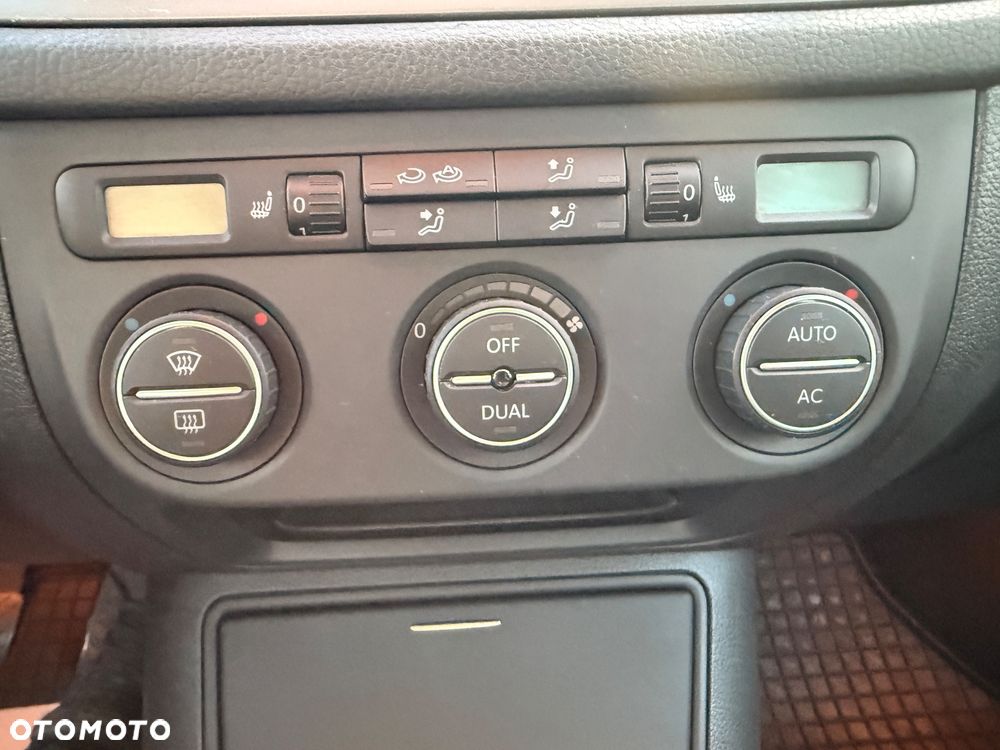 Volkswagen Tiguan - 25