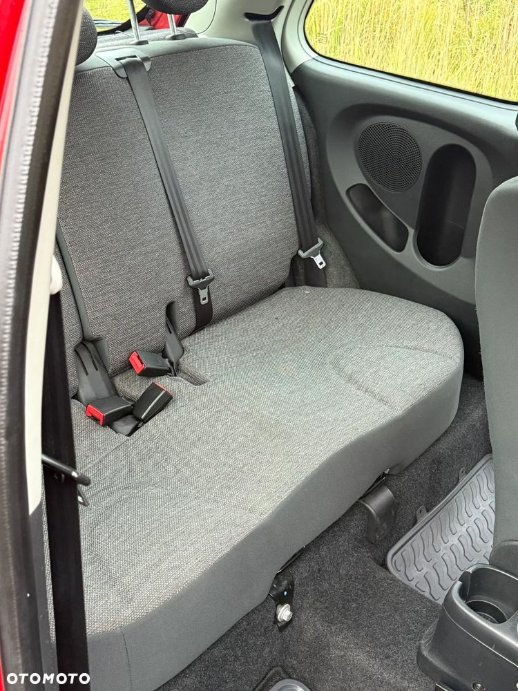 Nissan Micra - 9
