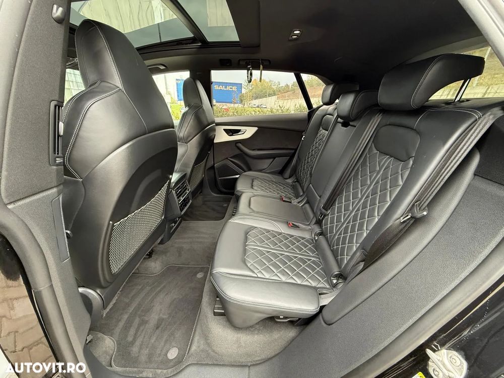 Audi Q8 - 7