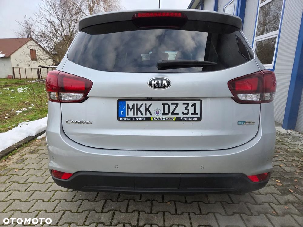 Kia Carens 1.6 GDI Dream Team Edition - 4