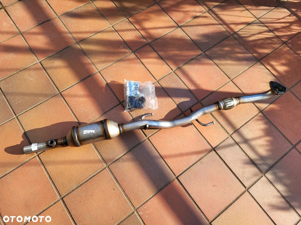 Katalizator SEAT CORDOBA, IBIZA III, IBIZA IV, IBIZA IV SC; SKODA FABIA I, FABIA II, ROOMSTER, ROOMSTER PRAKTIK; VW POLO IV 1.4/1.4LPG/1.6 04.06-05.15 - 3