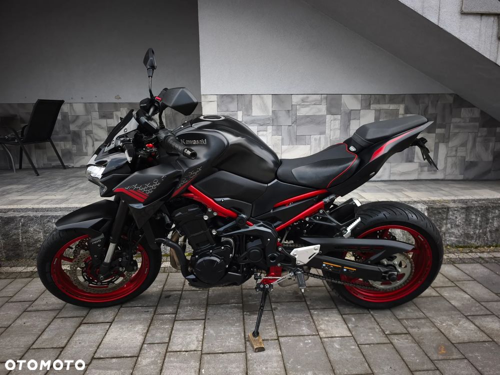 Kawasaki Z 900 - 23