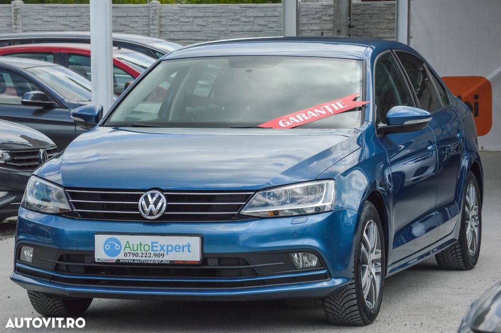 Volkswagen Jetta 2.0 TDI Comfortline - 25