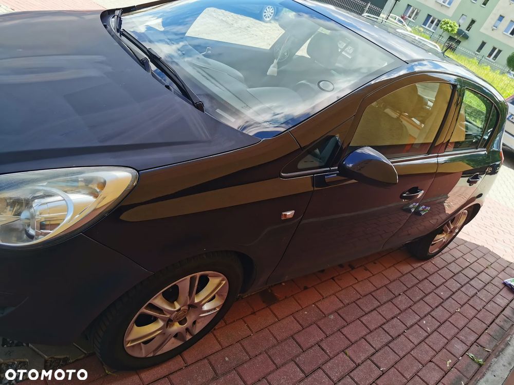Opel Corsa 1.4 16V Enjoy - 10