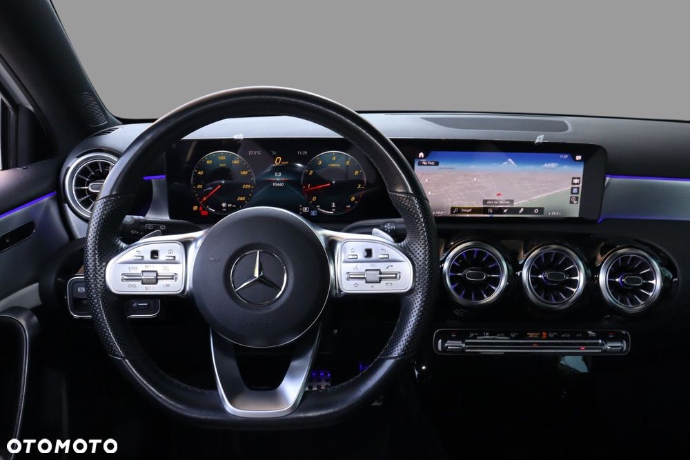 Mercedes-Benz Klasa A 180 AMG Line 7G-DCT - 15