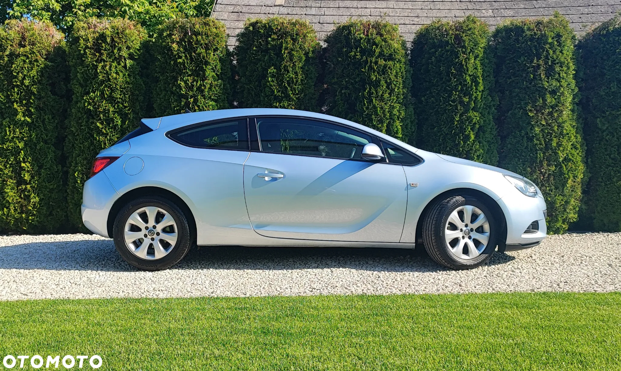 Opel Astra GTC 1.4 Turbo - 16