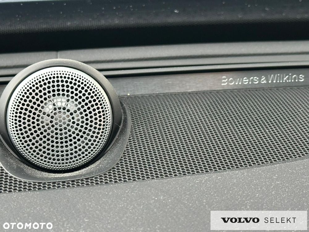 Volvo XC 90 - 35