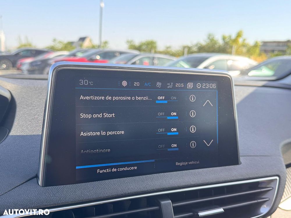 Peugeot 5008 1.2 Puretech Allure Aut. - 29